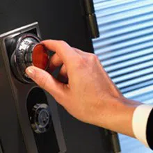Advanced Locksmith Service Manassas, VA 703-445-3465 - sb-com-01